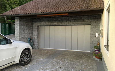 Contemporary garage door